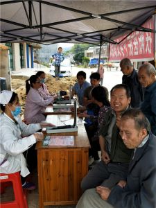 2017年12月2日扶新安河義診活動(dòng)